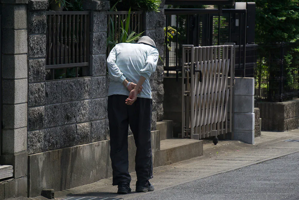 初期症状は気づきにくい骨粗鬆症